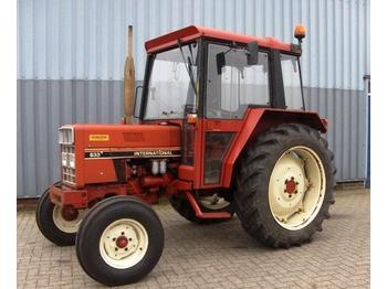 Farm tractor CASE IH 633 TRACTOR: picture 1