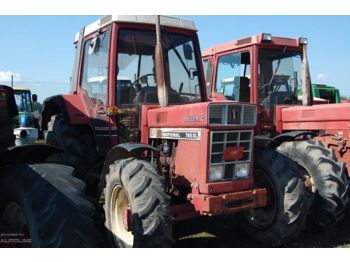 Farm tractor CASE IH 745 XLA: picture 1