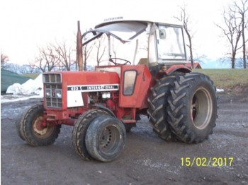 Farm tractor Case IH 433: picture 1