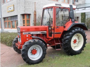Farm tractor Case IH 844XL: picture 1