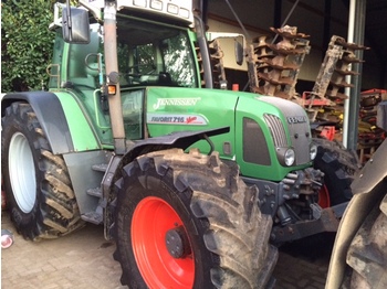 New Farm tractor Fendt 716 Vario: picture 1