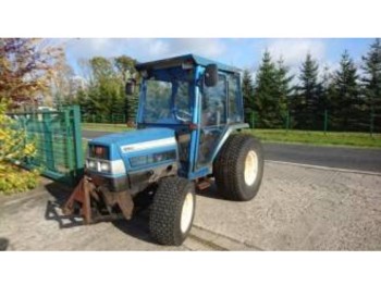 Farm tractor Iseki 5040A: picture 1