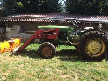 Farm tractor John Deere: picture 1
