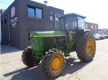 Farm tractor John Deere 4430: picture 1