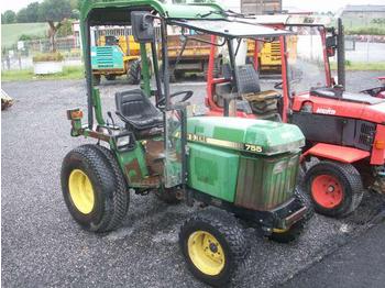 Farm tractor John Deere 755A: picture 1
