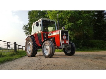 Farm tractor MF 550: picture 1