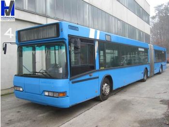 City bus Neoplan N 4021 Gelenkbus, 55 Sitz- & 99 Stehplätze: picture 1