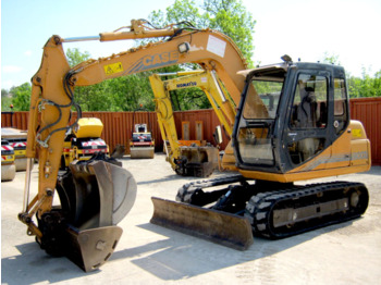Mini excavator CASE 9007: picture 1