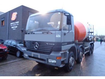 Concrete mixer truck Mercedes-Benz ACTROS 3235: picture 1