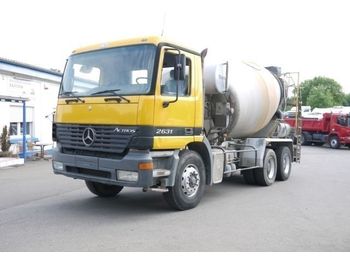 Concrete mixer truck Mercedes-Benz Actros 2631 Betonmixer 6x4  Aufbau STETTER: picture 1