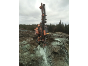 Drilling rig Tamrock Ranger 780: picture 1