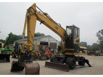 Wheel excavator Caterpillar M 320