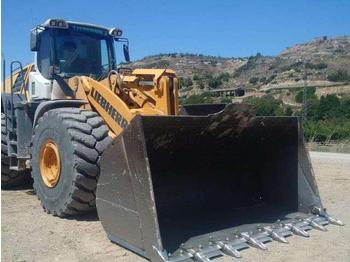 Wheel loader Liebherr 586