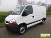 Closed box delivery van Renault Master T35 2.5 DCI AC