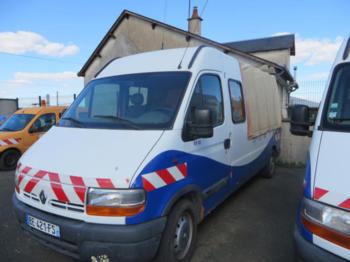 Closed box van Renault Master