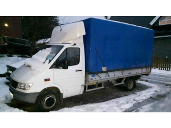 Curtain side van Mercedes-Benz 412D
