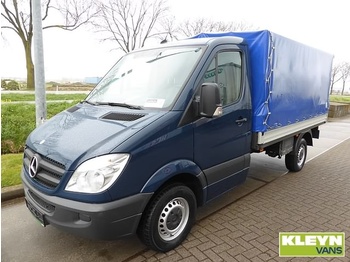 Curtain side van Mercedes-Benz Sprinter 213