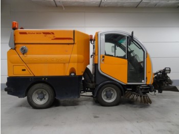 Road sweeper BUCHER CITY CAT 2020: picture 1