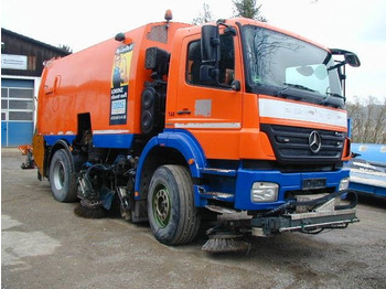 Mercedes-Benz 1829 Axor  - Road sweeper: picture 3