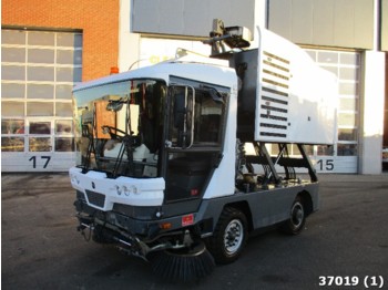 Road sweeper Ravo 530 CD Euro 5: picture 1