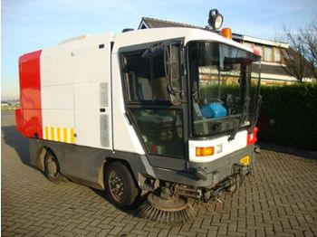 Ravo 5002 - Road sweeper