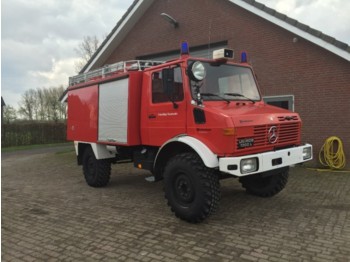 Fire truck Unimog U1300L: picture 1
