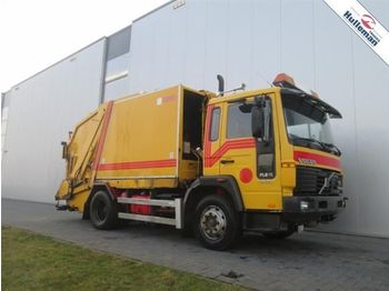 Garbage truck for transportation of garbage Volvo FL6.250 4X2 GARBAGE TRUCK: picture 1