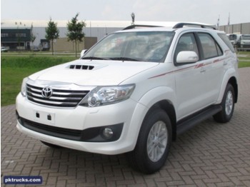 New Car Toyota F FORTUNER 3.0V: picture 1