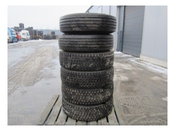 Goodyear 295/80R22.5 - Tire