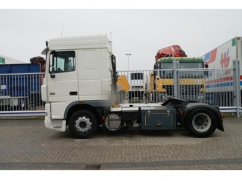 Tractor unit DAF XF 95.430 SPACECAB: picture 1