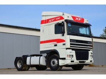 Tractor unit DAF XF 95 430 model 1998: picture 1
