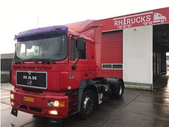 Tractor unit MAN 19-403: picture 1