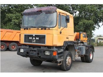 Tractor unit MAN 19.422 4X4: picture 1
