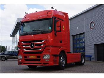 Tractor unit Mercedes-Benz Actros 1844 MP3: picture 1