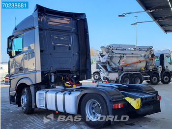 Mercedes-Benz Actros 1845 4X2 StreamSpace 2x Tanks Euro 6 - Tractor unit: picture 2