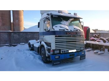 Tractor unit SCANIA 113: picture 1