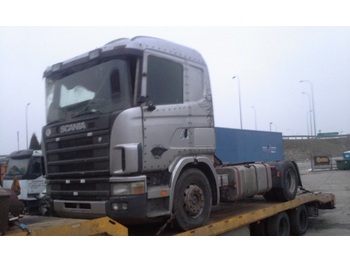 Tractor unit SCANIA 124 420: picture 1