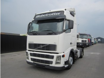 Tractor unit Volvo FH12 MANUAL GEARBOX: picture 1