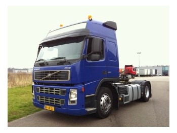 Tractor unit Volvo FM12: picture 1