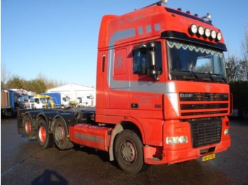 Container transporter/ Swap body truck DAF FAK XF95.530 Euro3 Manual V143240: picture 1