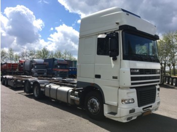 Container transporter/ Swap body truck DAF FAS XF95.380 Euro3: picture 1