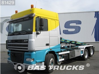 Container transporter/ Swap body truck DAF XF95.430 DEB Roetfilter Euro 3: picture 1