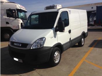 Cab chassis truck Iveco: picture 1