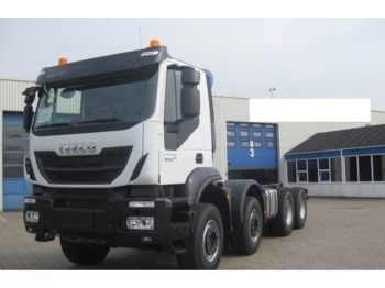 Cab chassis truck Iveco AD410T50: picture 1