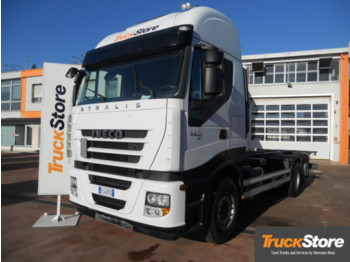 Container transporter/ Swap body truck Iveco AS 260S450: picture 1
