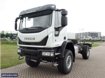 New Cab chassis truck Iveco Eurocargo ML150E25WS: picture 1