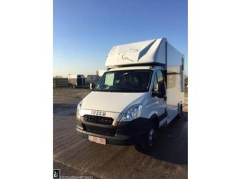 Livestock truck Iveco PAARDENCAMION: picture 1