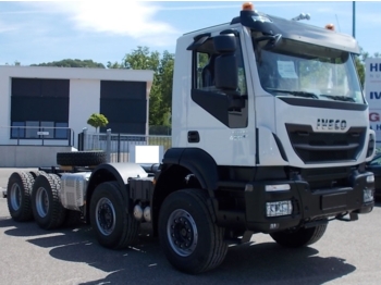 Cab chassis truck Iveco TRAKKER AD340T45: picture 1