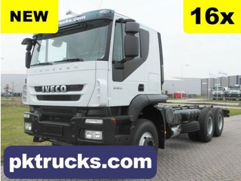 New Cab chassis truck Iveco TRAKKER AT380T38H: picture 1