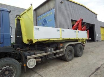Hook lift truck LAG BAK MET KRAAN FASSI F130: picture 1